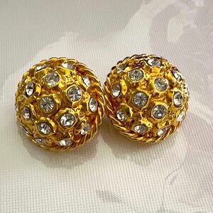 Vintage Gold and Rhinestone Crystal clip-on Earrings